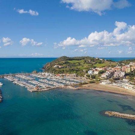 Appartamento Sirena A 2 Passi Dal Mare Piombino Exteriör bild